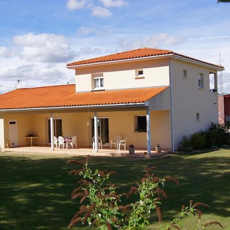 Acaba D'Entrar Bed & Breakfast Le Caylar Bagian luar foto