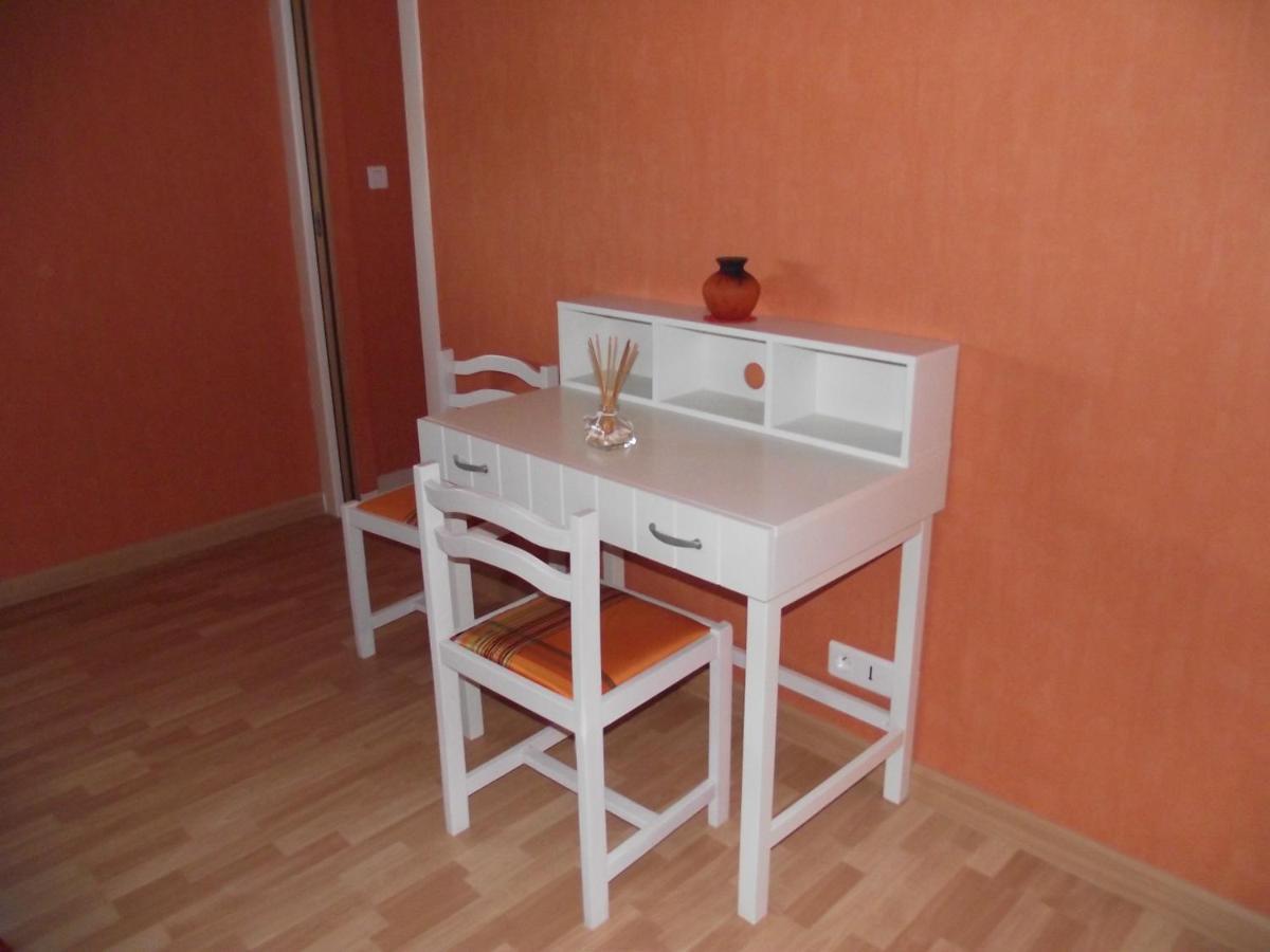 Acaba D'Entrar Bed & Breakfast Le Caylar Bagian luar foto