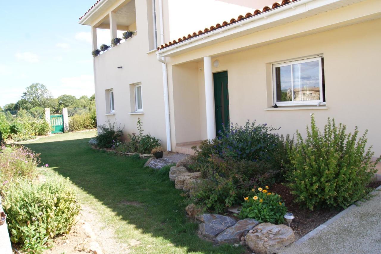 Acaba D'Entrar Bed & Breakfast Le Caylar Bagian luar foto