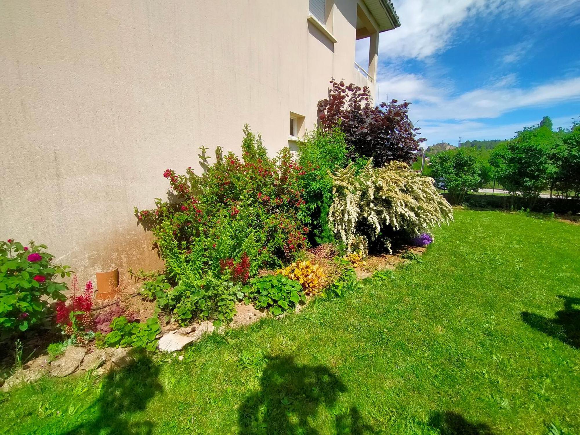 Acaba D'Entrar Bed & Breakfast Le Caylar Bagian luar foto